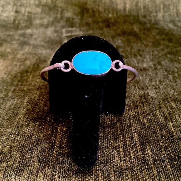 Vintage Silver & Turquoise Bracelet - Picture 8 of 11